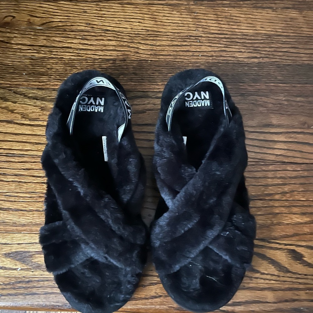 Madden NYC Furry Black Sandals